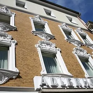 Panzió Adlerhof, Salzburg